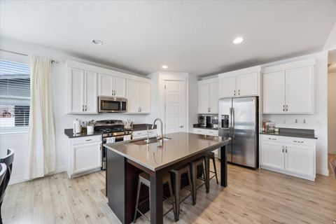 Tiny photo for 171 E 580 N, Vineyard, UT 84059 (MLS # 2140986)
