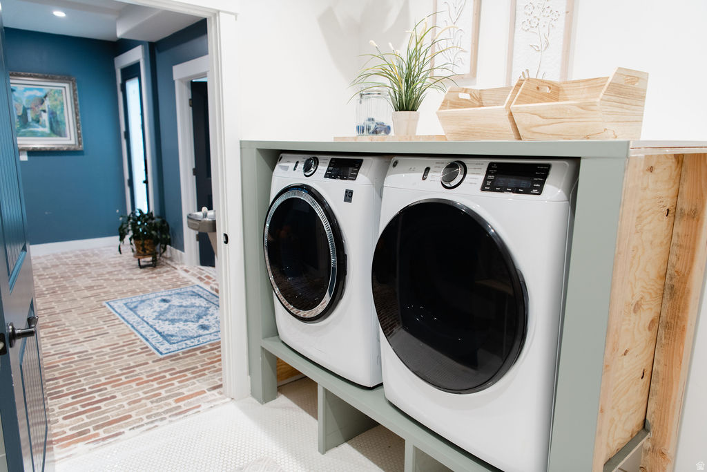 CARVER ACRES - Residential