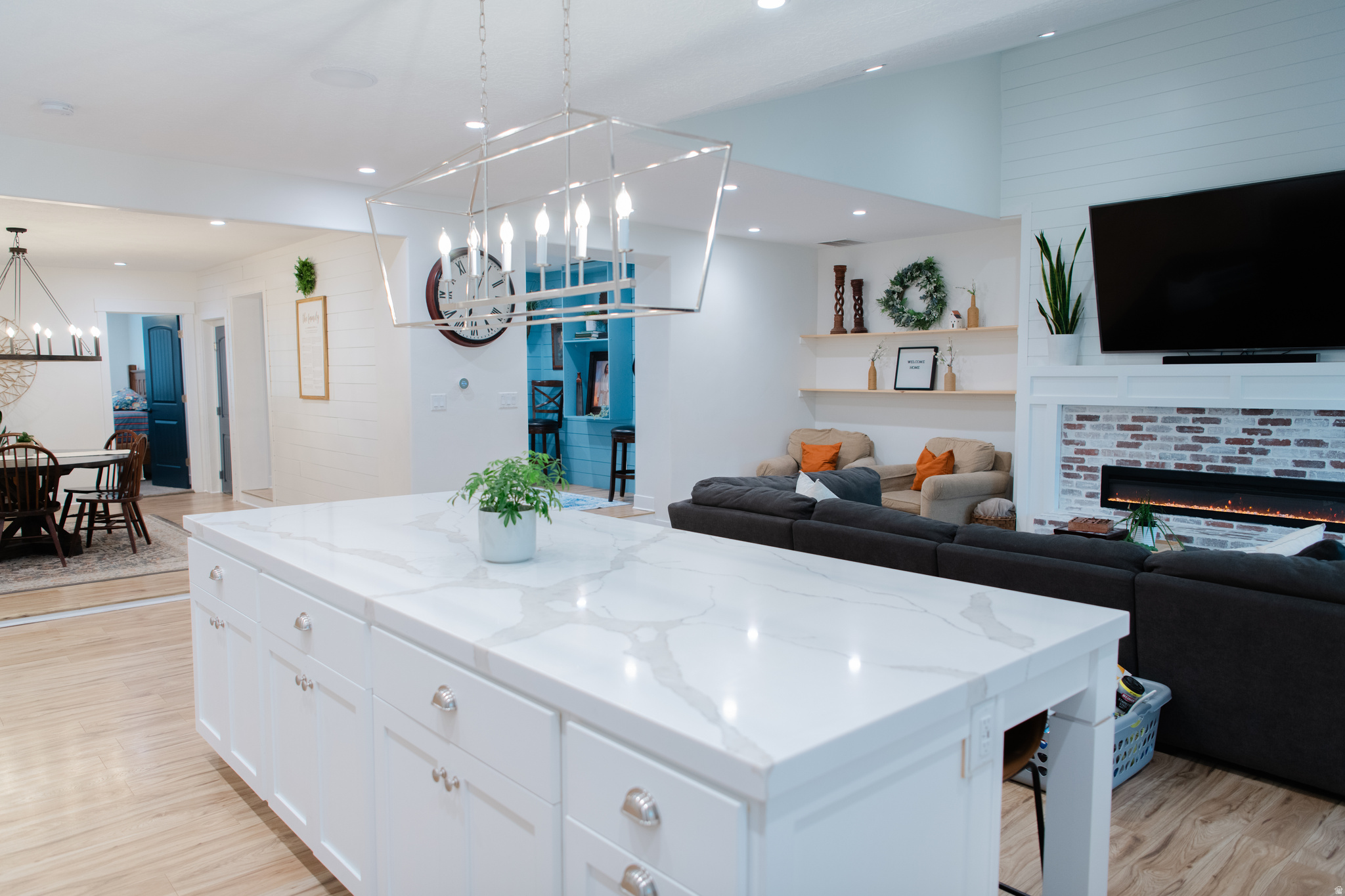 CARVER ACRES - Residential