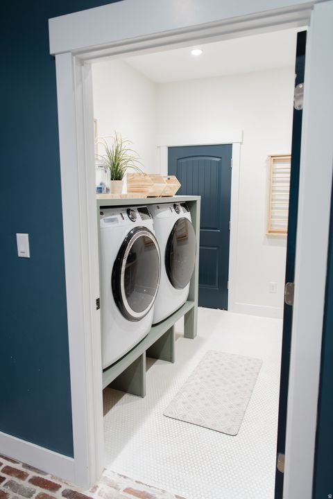 Tiny photo for 745 E MAPLE ST, Mapleton, UT 84664 (MLS # 2139581)