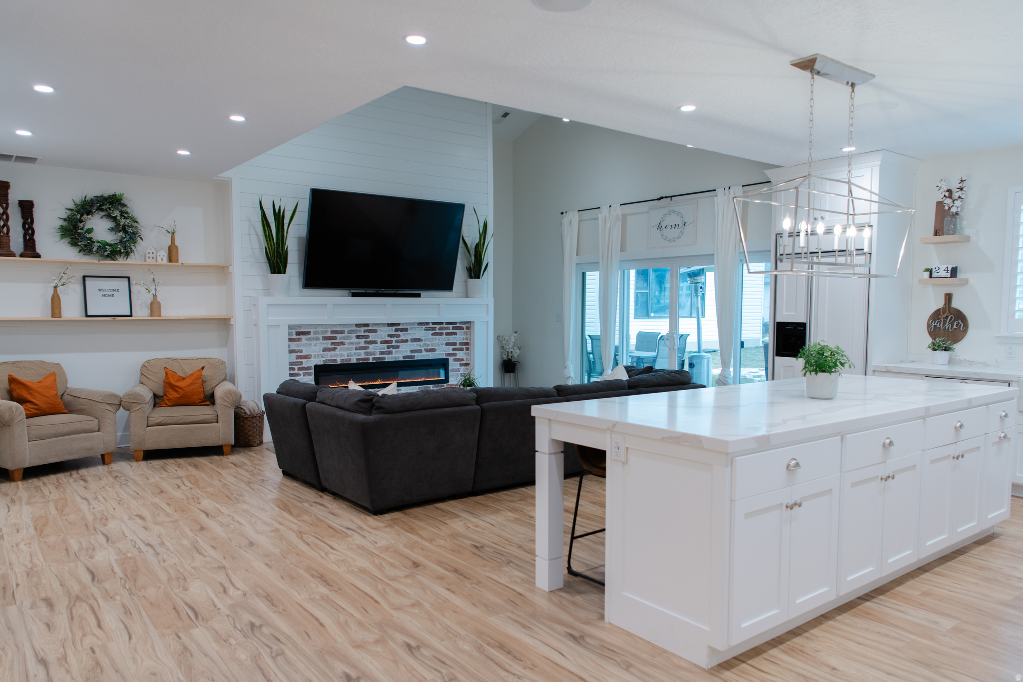 CARVER ACRES - Residential