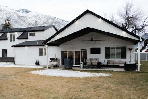 Tiny photo for 745 E MAPLE ST, Mapleton, UT 84664 (MLS # 2139581)