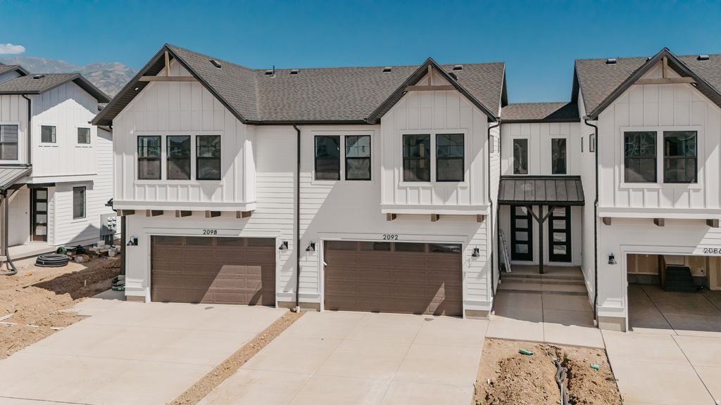 Photo of 2165 W STARDEW ST #548, Eagle Mountain, UT 84005 (MLS # 2125599)