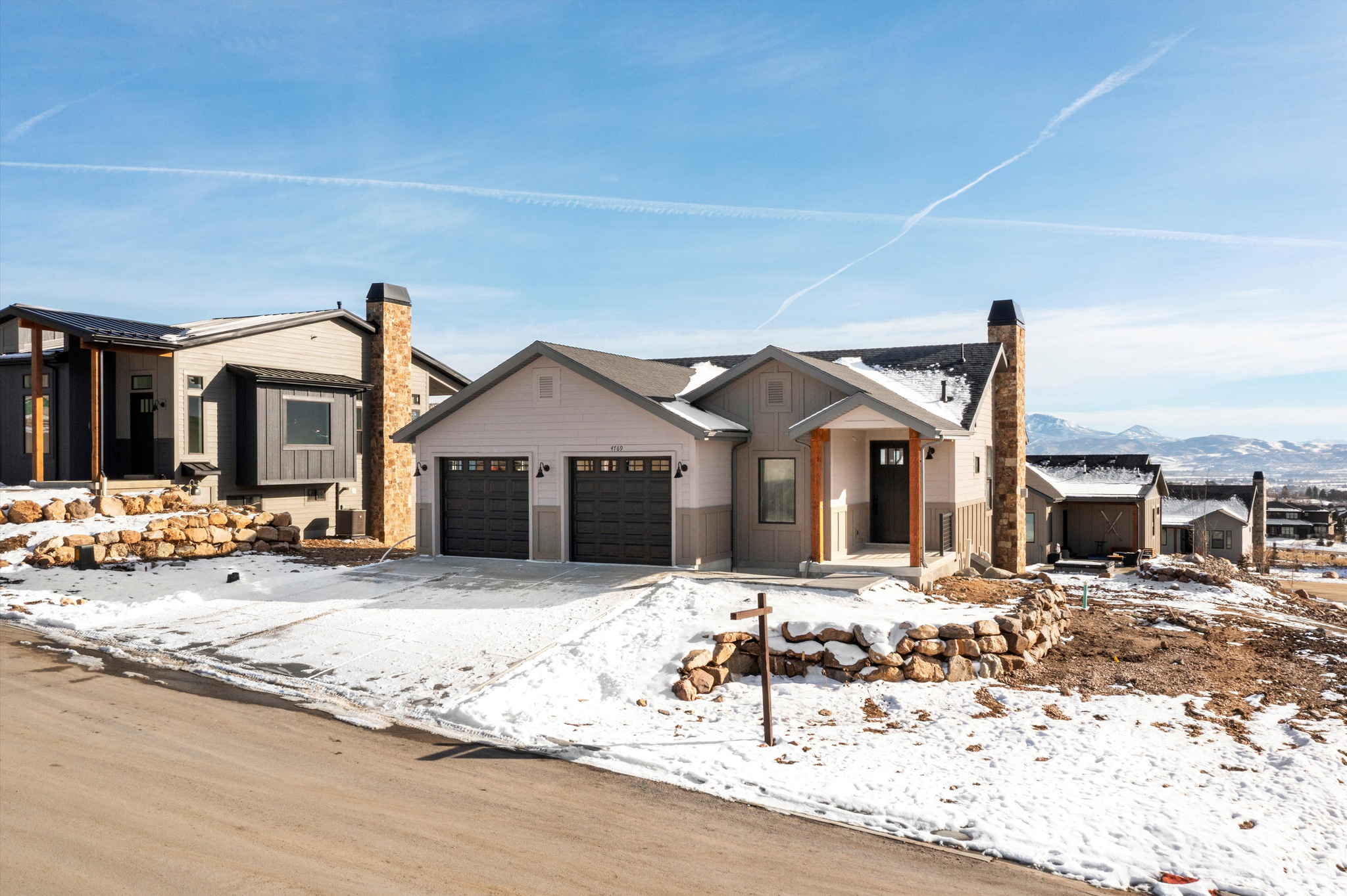 THE BRIDGES - Residential