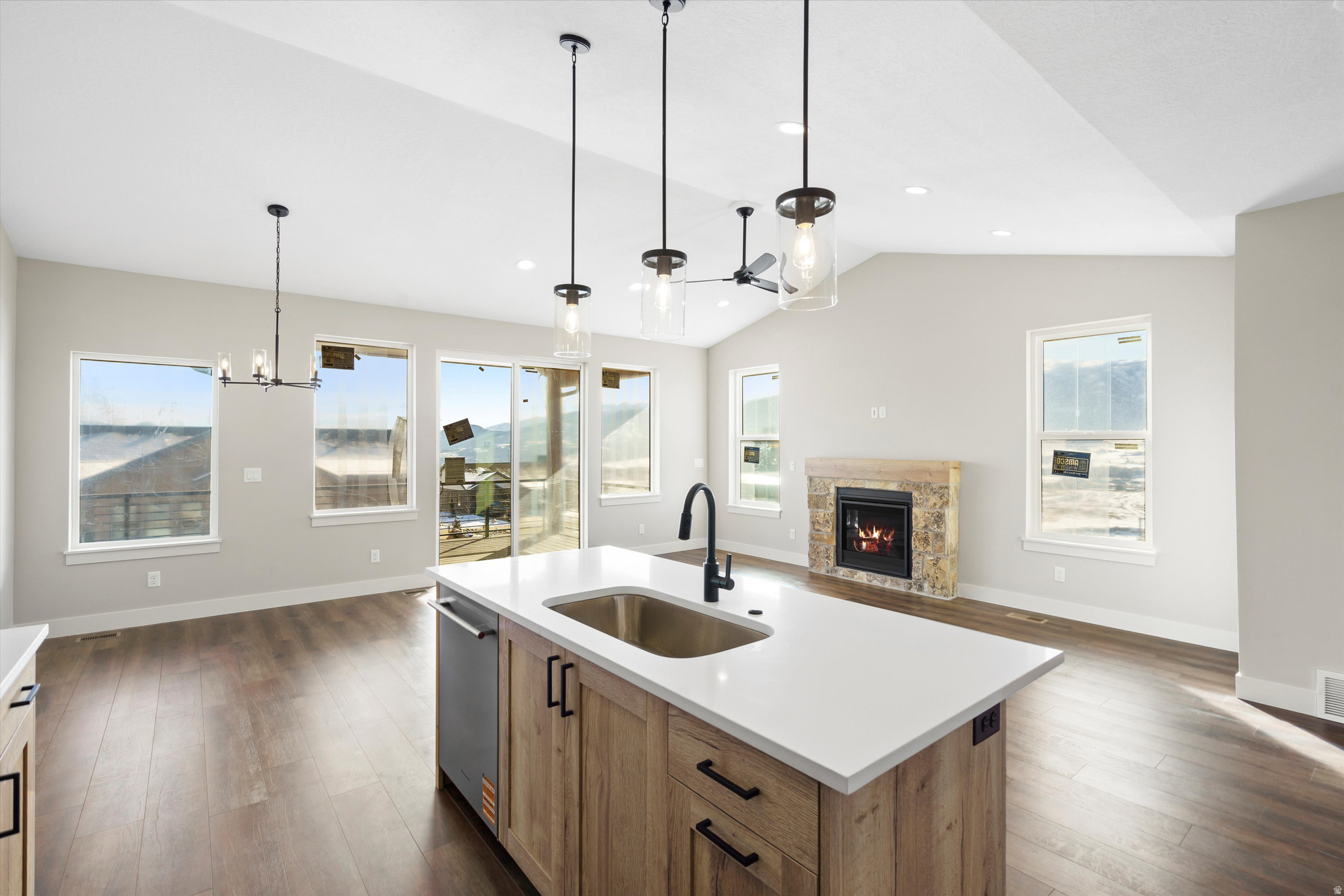 THE BRIDGES - Residential