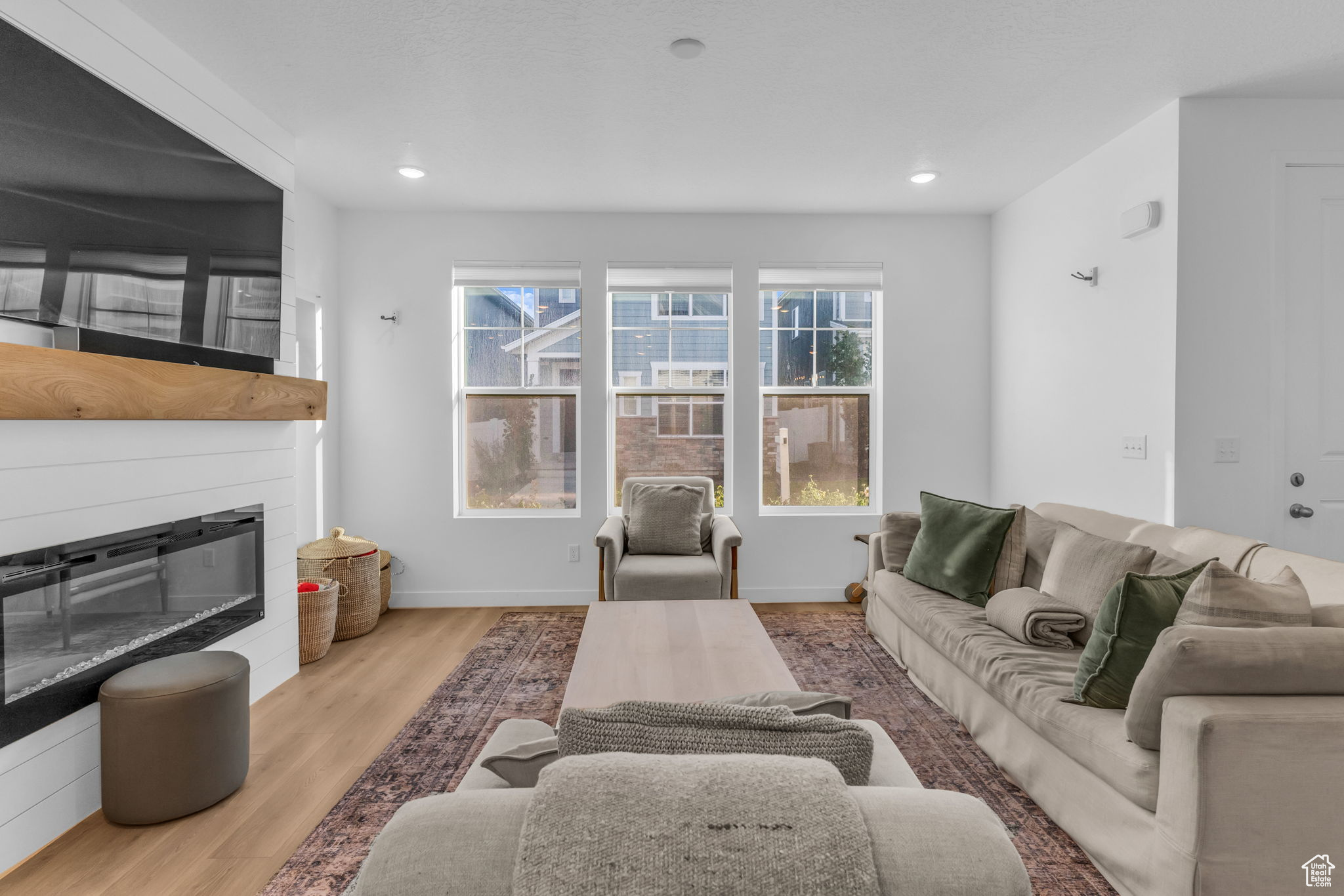 HOLBROOK FARMS PLAT - Residential