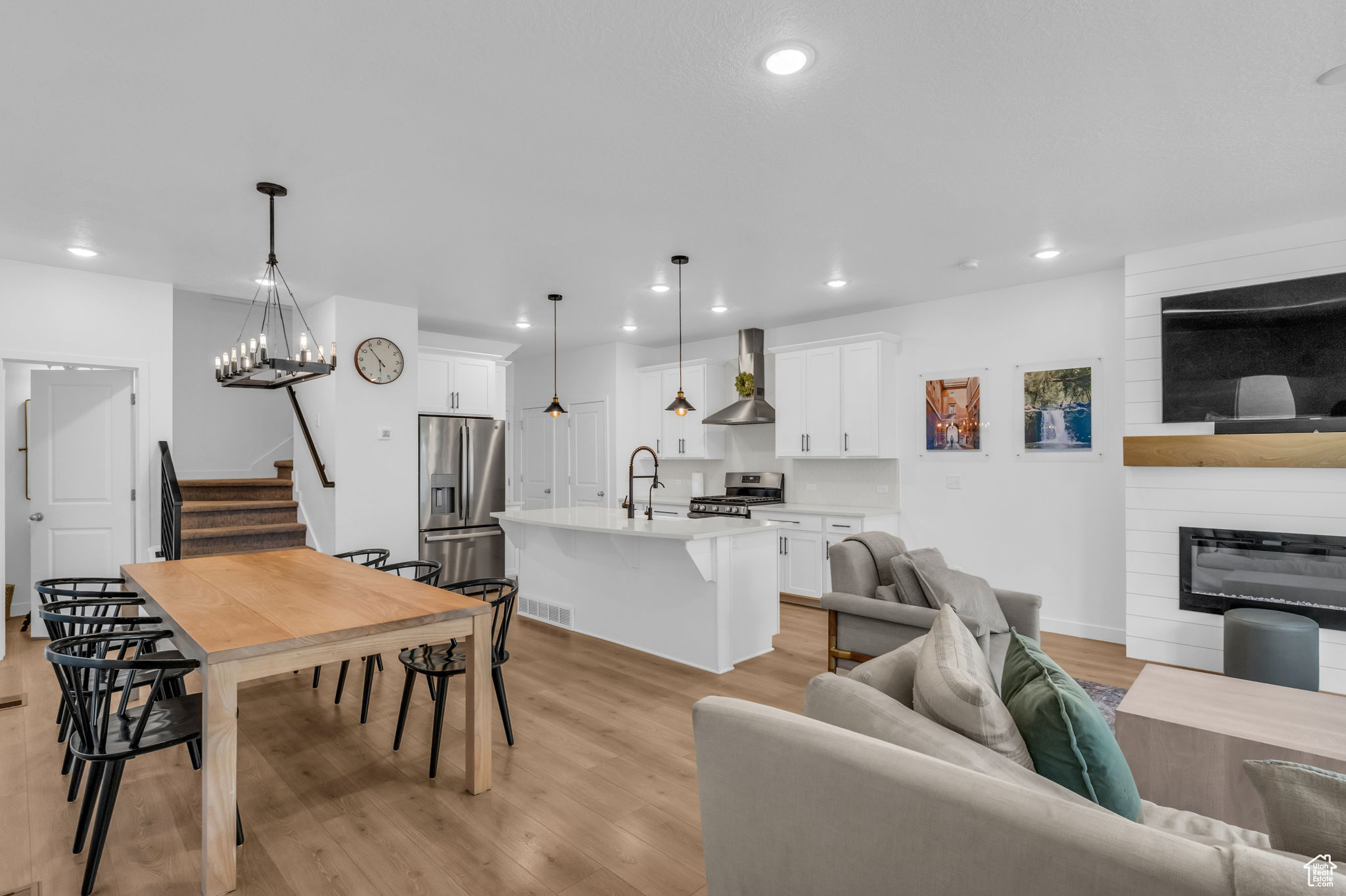 HOLBROOK FARMS PLAT - Residential