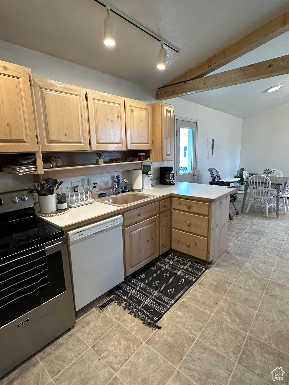 204 Woodlawn St, Montpelier, Idaho image 5