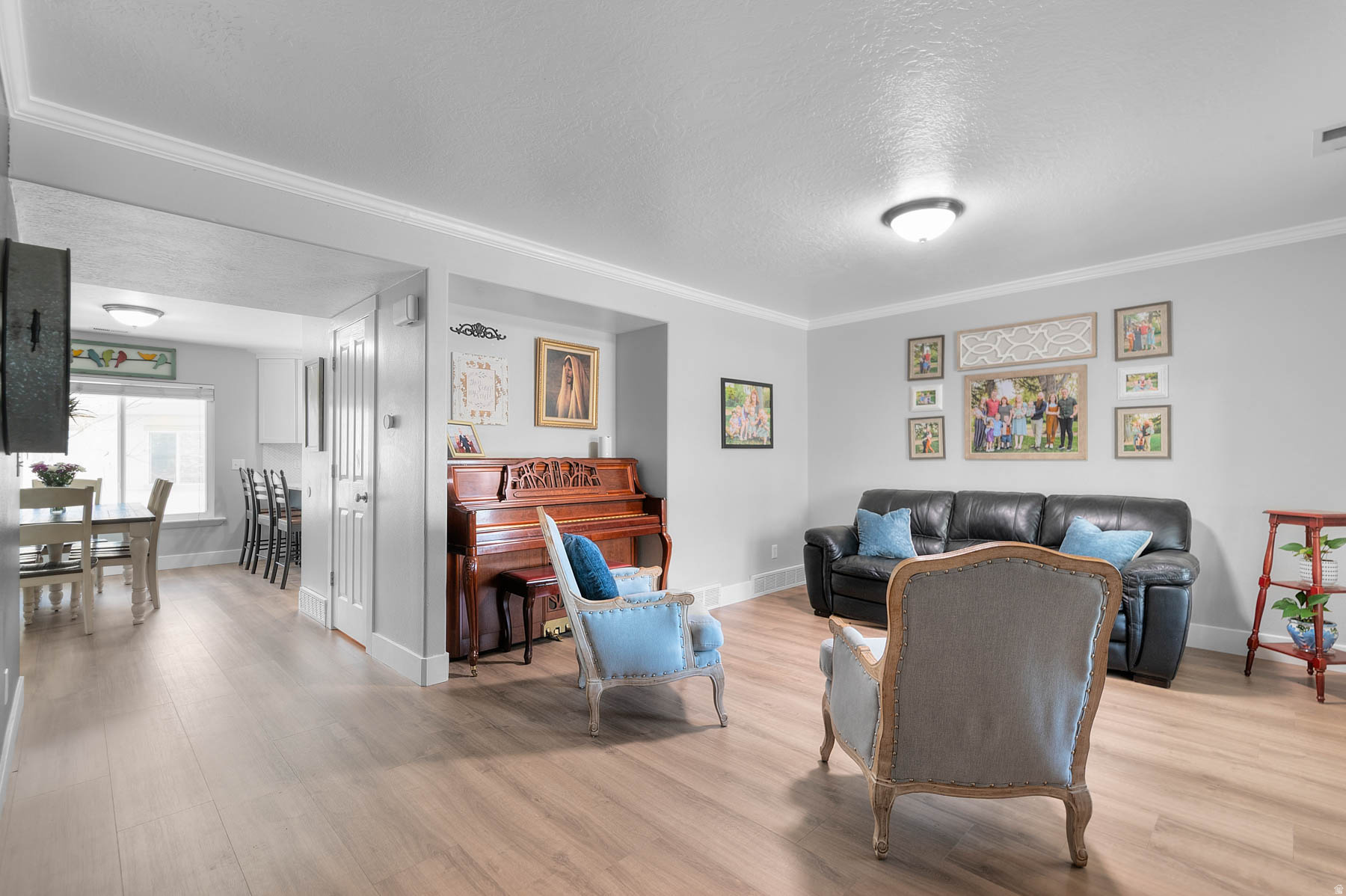 COOPERS HOLLOW - Residential