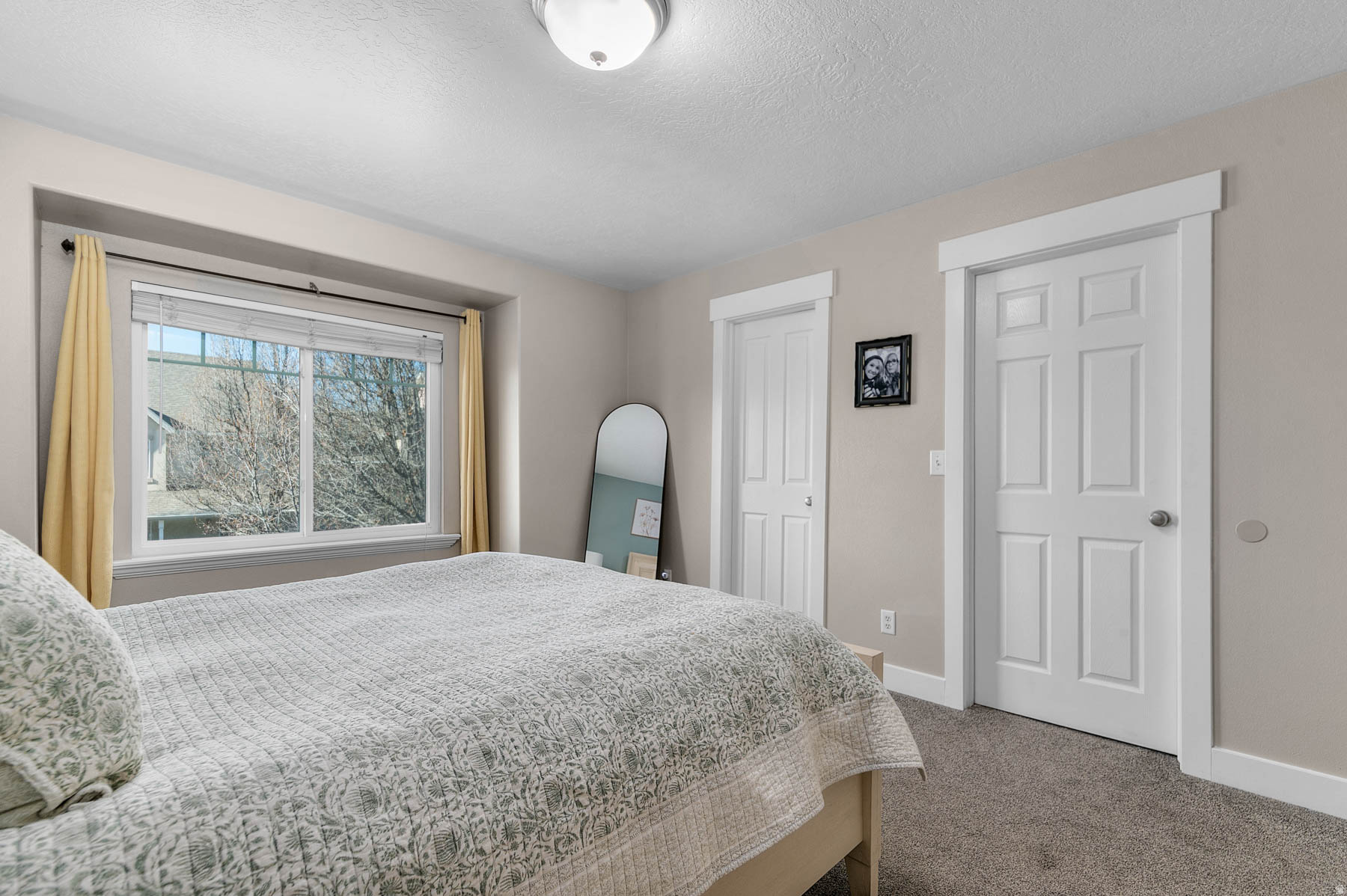 COOPERS HOLLOW - Residential