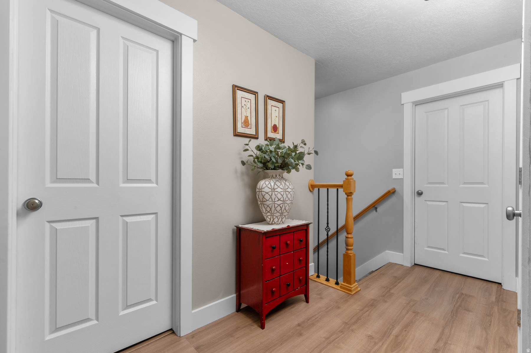 COOPERS HOLLOW - Residential