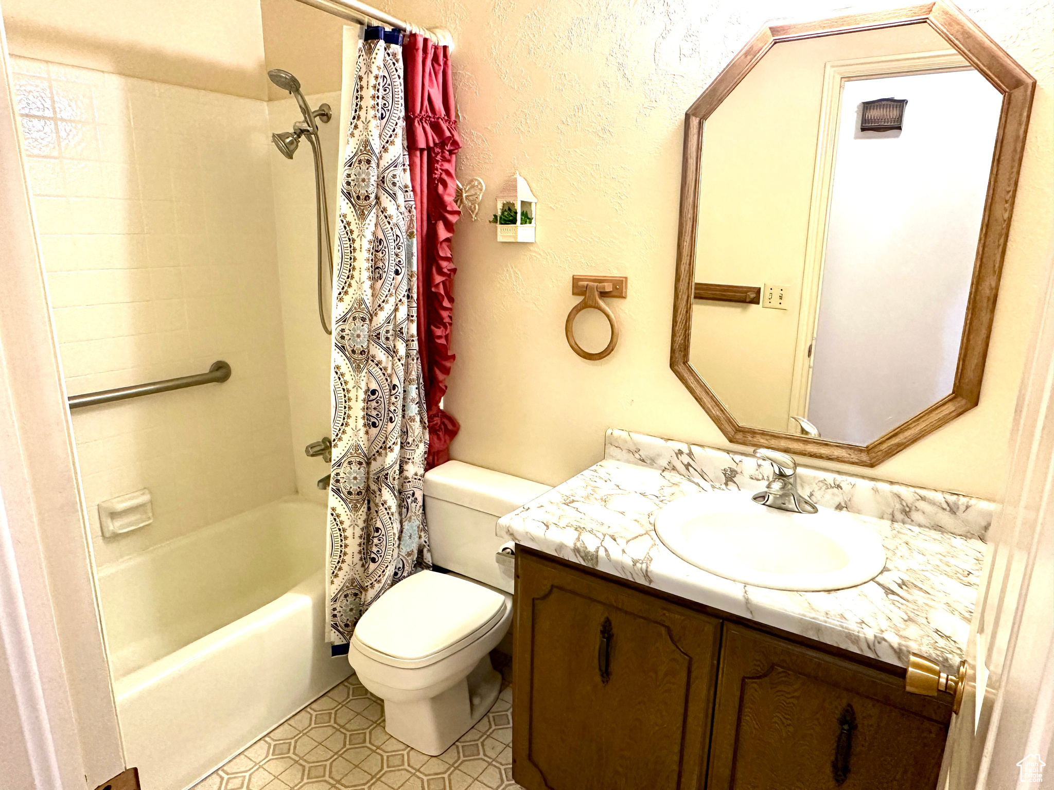 2662 W Toni Lee St, West Jordan, Utah image 15