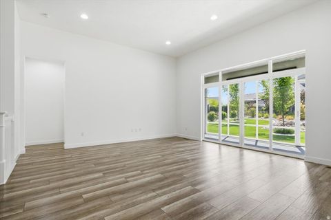 Tiny photo for 63 E BLISS DR, Saratoga Springs, UT 84045 (MLS # 2163543)