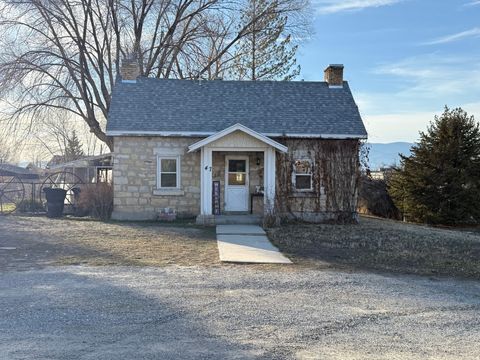 Photo of 47 N 200 E, Manti, UT 84642 (MLS # 2134287)