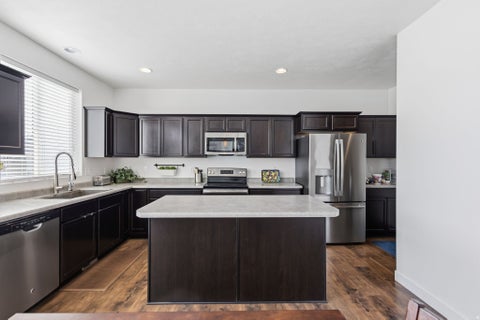 Tiny photo for 281 W WILLOW CREEK DR, Saratoga Springs, UT 84045 (MLS # 2178849)