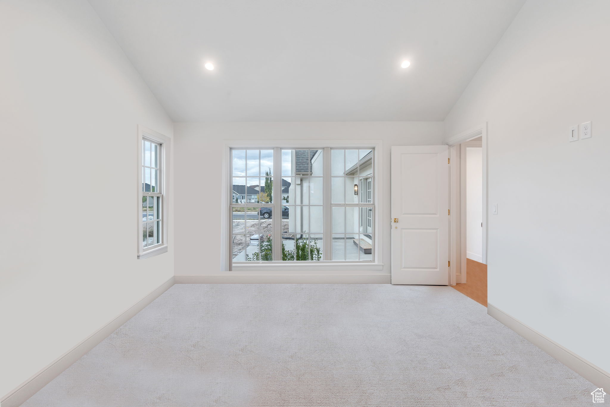 HOLDAWAY FIELDS - Residential