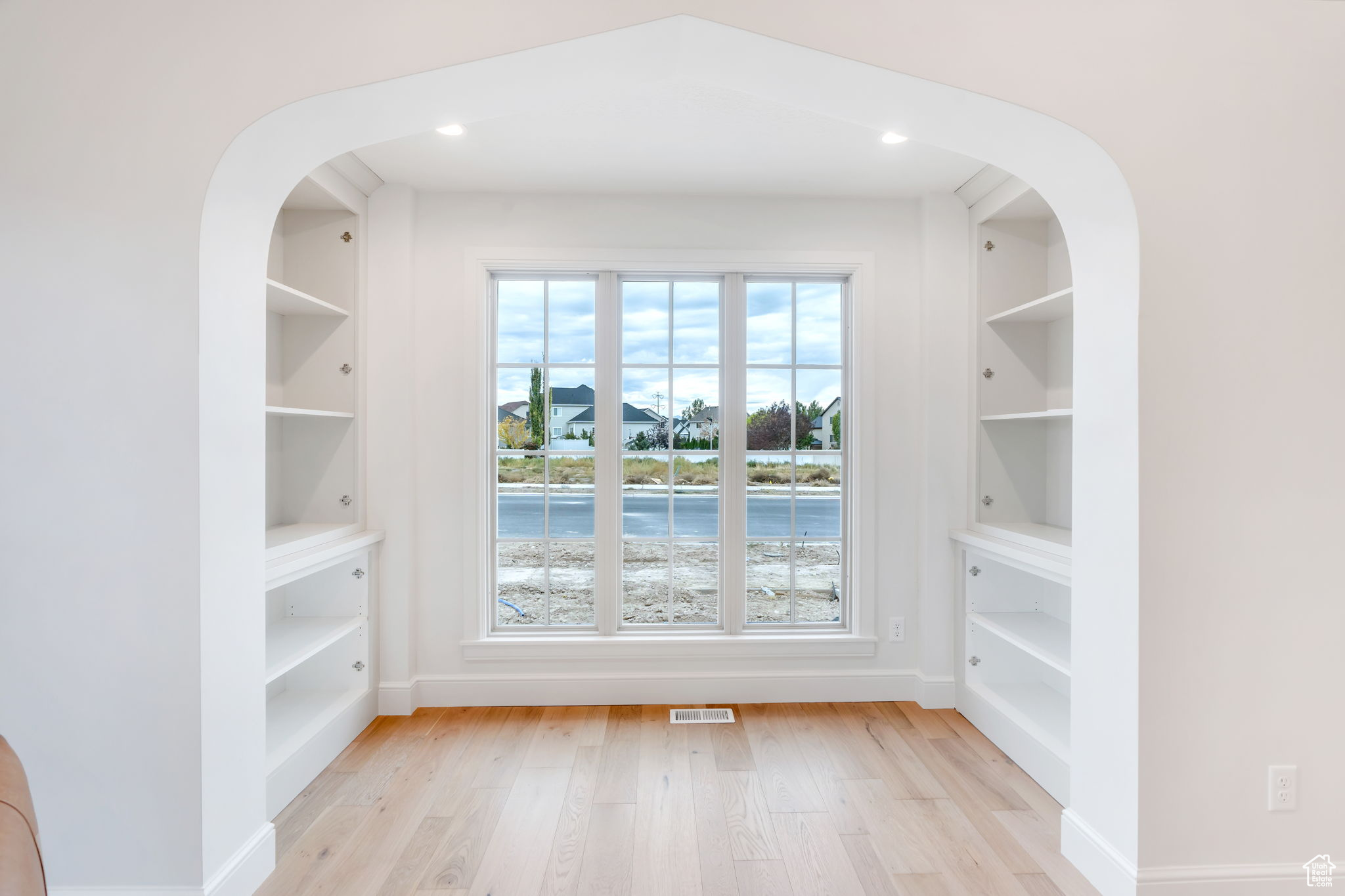 HOLDAWAY FIELDS - Residential