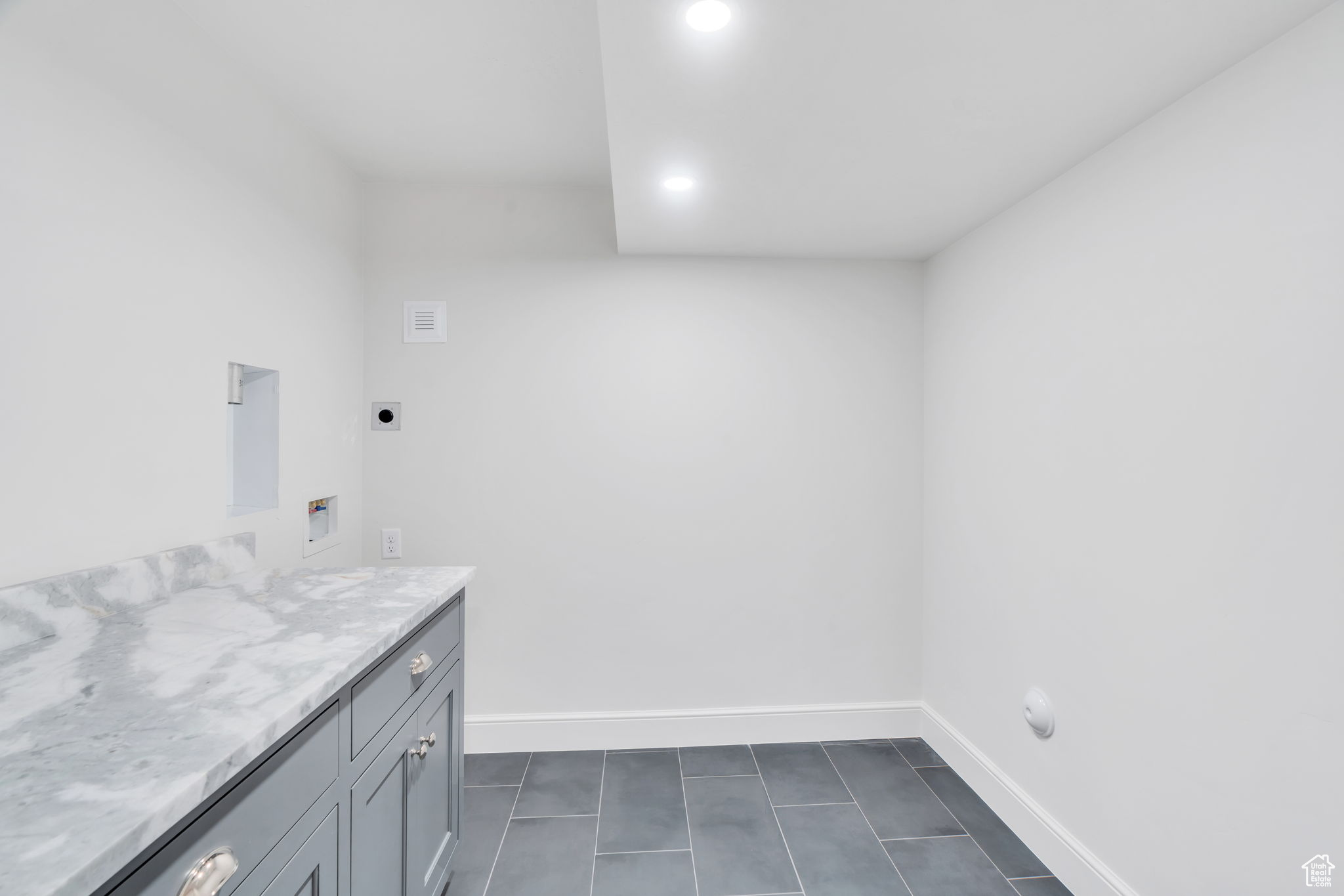 HOLDAWAY FIELDS - Residential