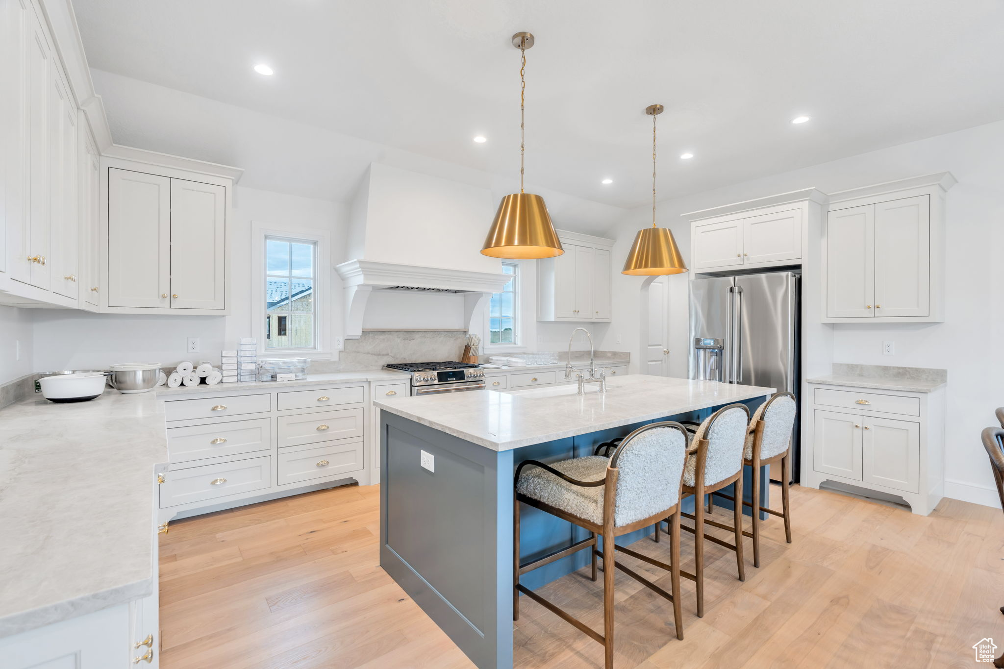 HOLDAWAY FIELDS - Residential