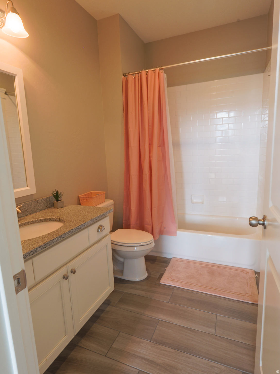 KENNECOTT - Residential