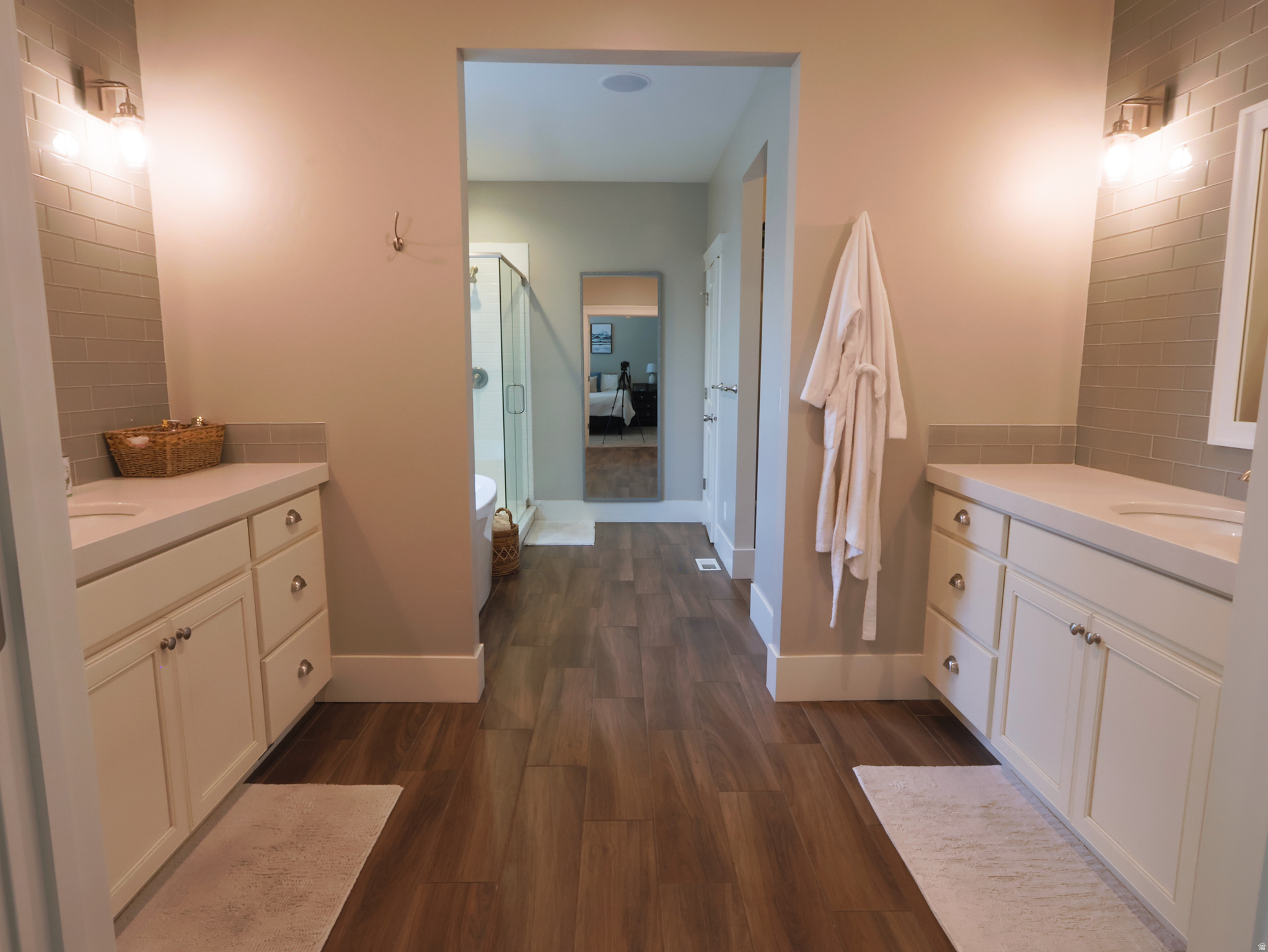 KENNECOTT - Residential