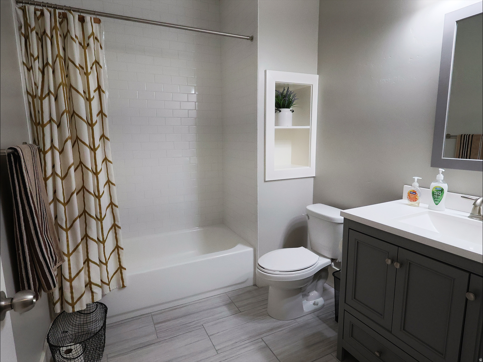 KENNECOTT - Residential