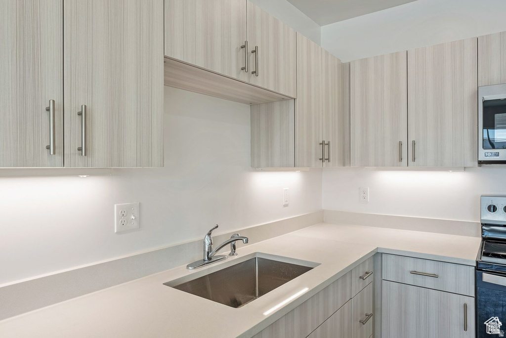 SUGARHOUSE TOWNHOMES - Residential