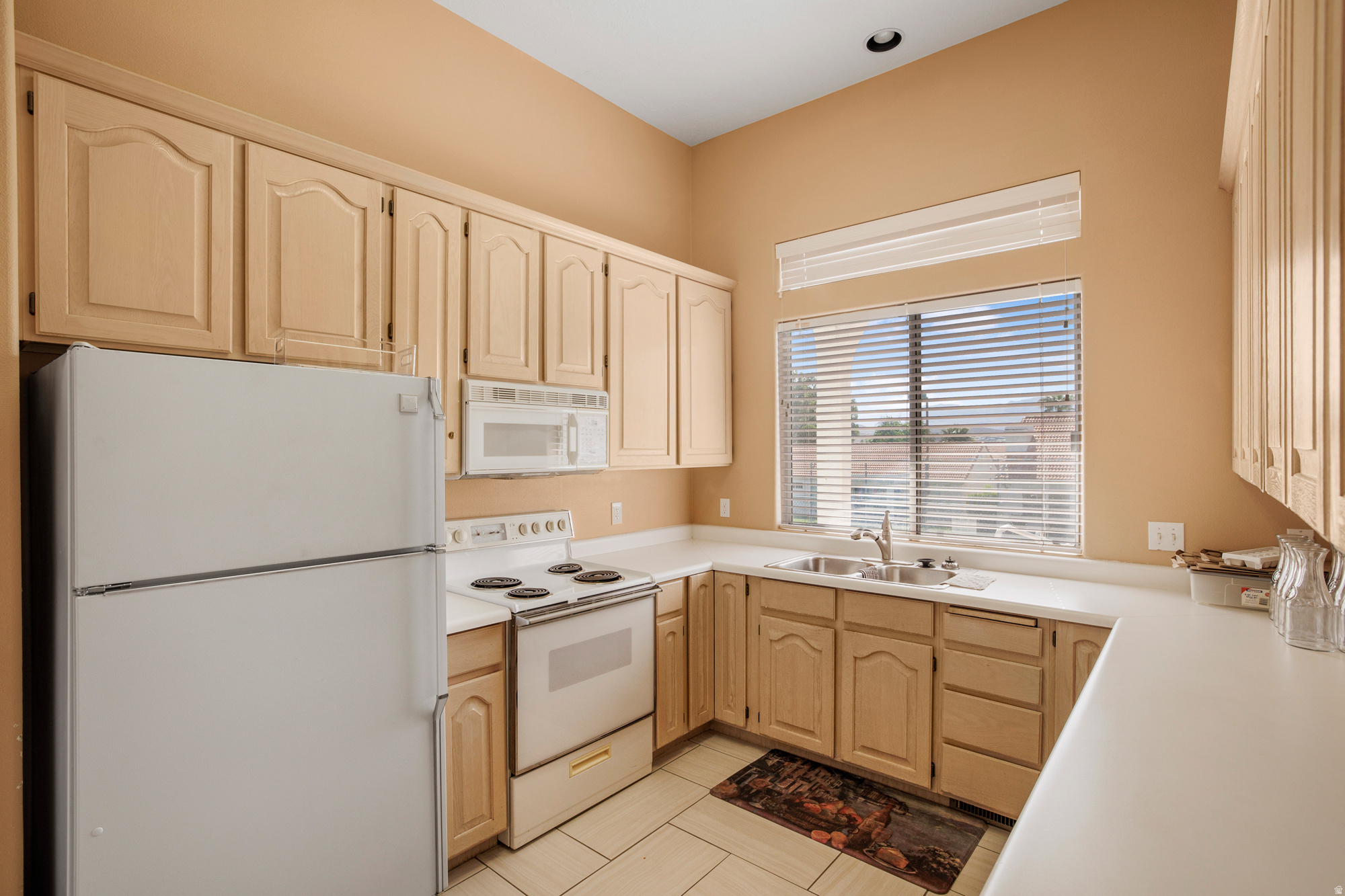 VISTA DEL SOL TH - Residential