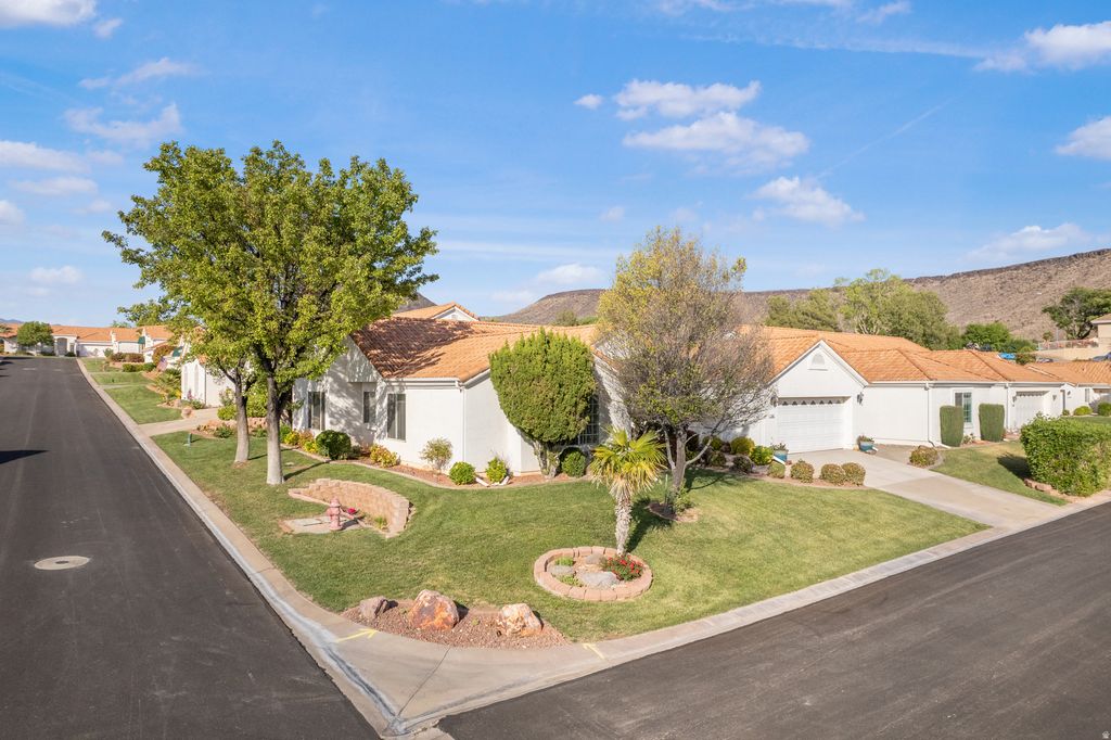 Photo of 39 N VALLEY VIEW DR #70, Saint George, UT 84770 (MLS # 2152427)