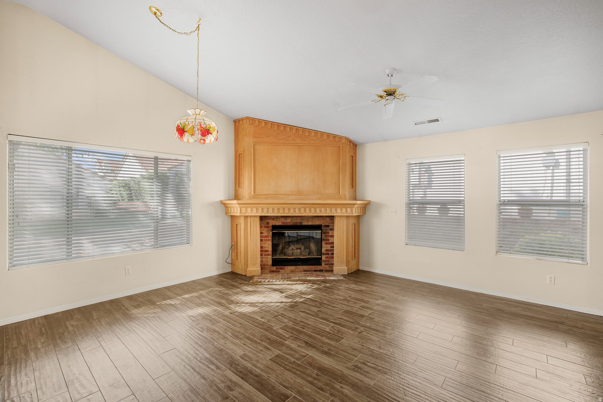 VISTA DEL SOL TH - Residential