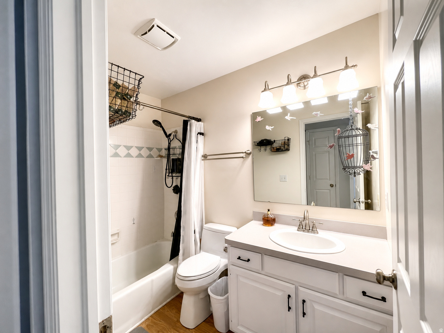 WINDSOR MEADOWS - Residential