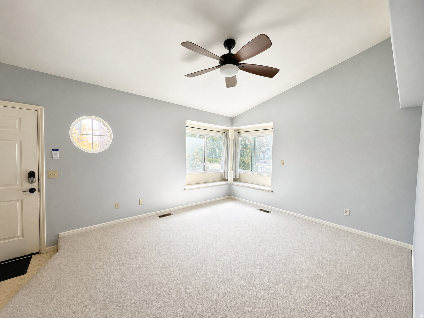 WINDSOR MEADOWS - Residential