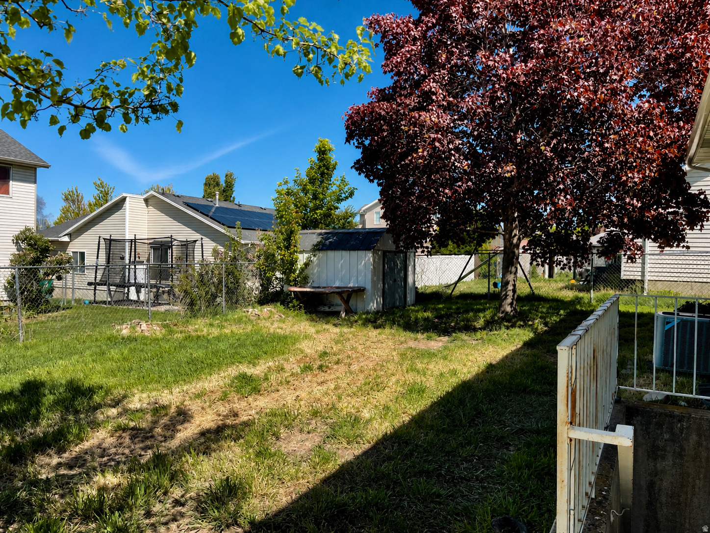 WINDSOR MEADOWS - Residential