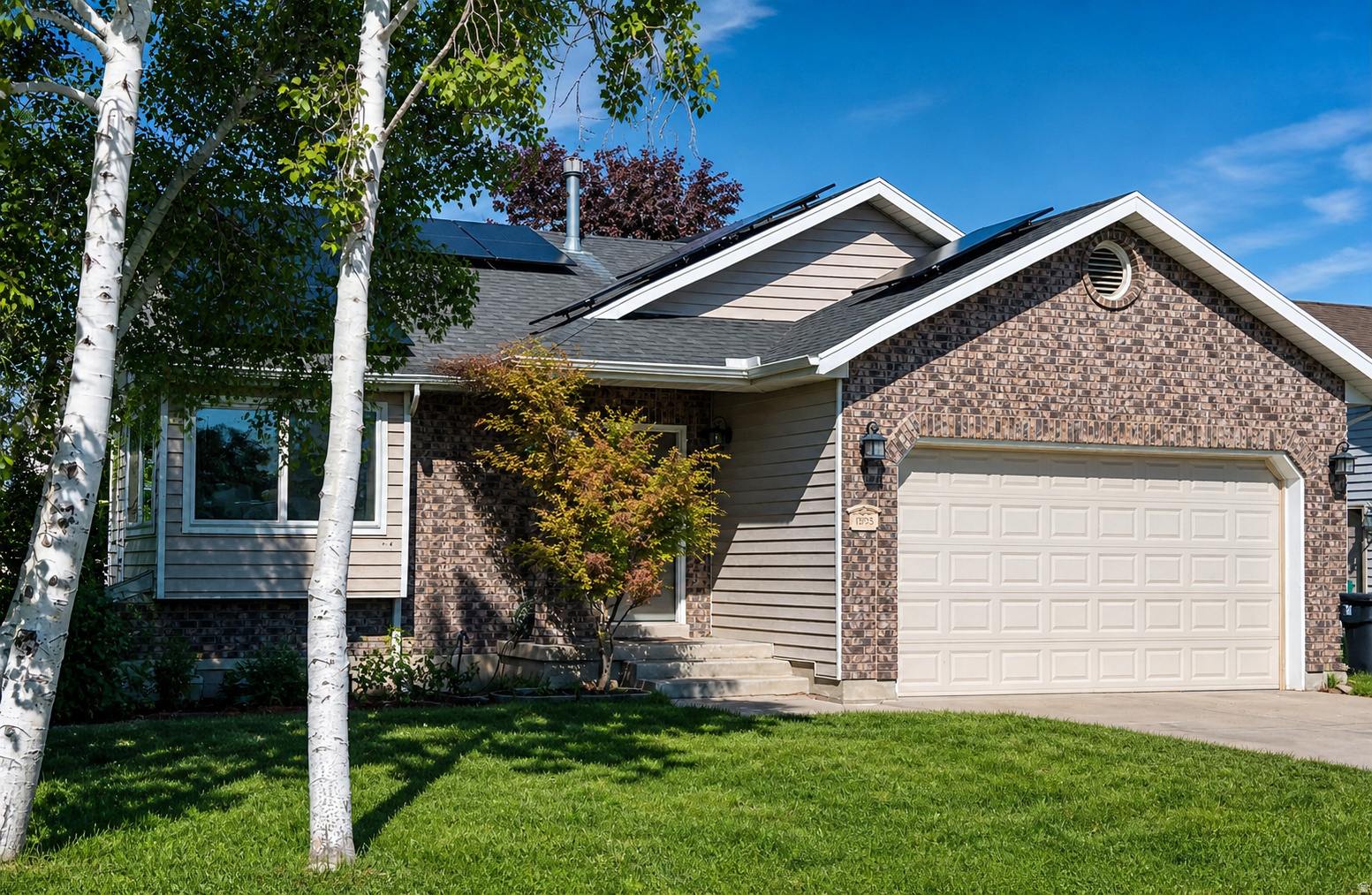 WINDSOR MEADOWS - Residential