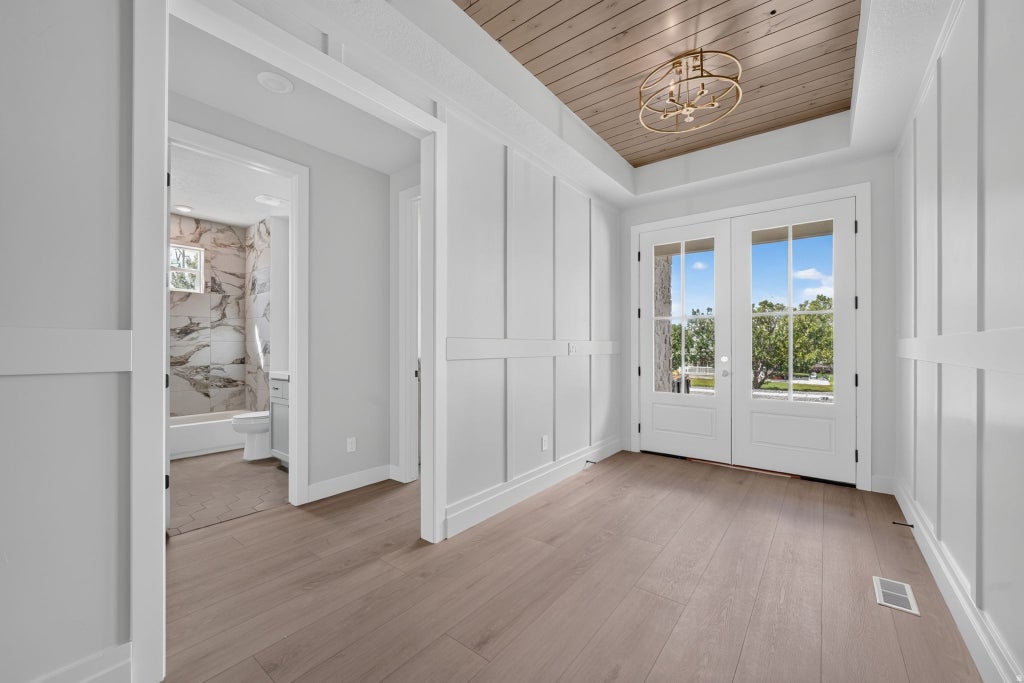 Photo of 661 S 1600 W #2, Lehi, UT 84043 (MLS # 2183995)