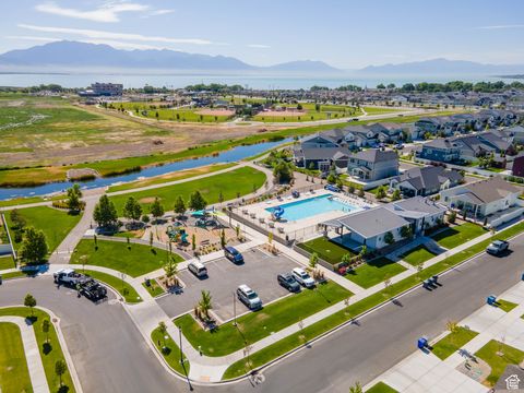 Tiny photo for 74 S BAKER SPRING CV, Saratoga Springs, UT 84045 (MLS # 2114779)