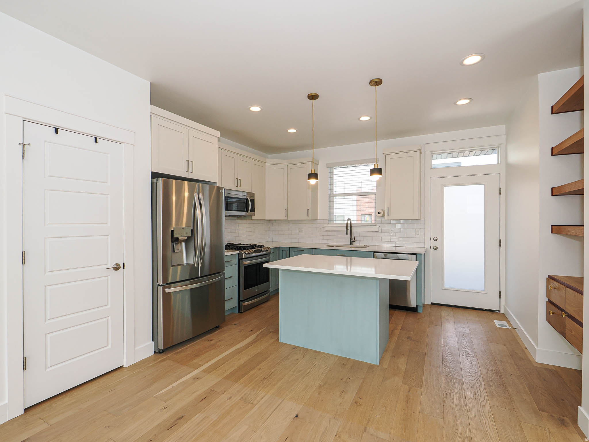 PARK LOFTS AT CITY - Residential