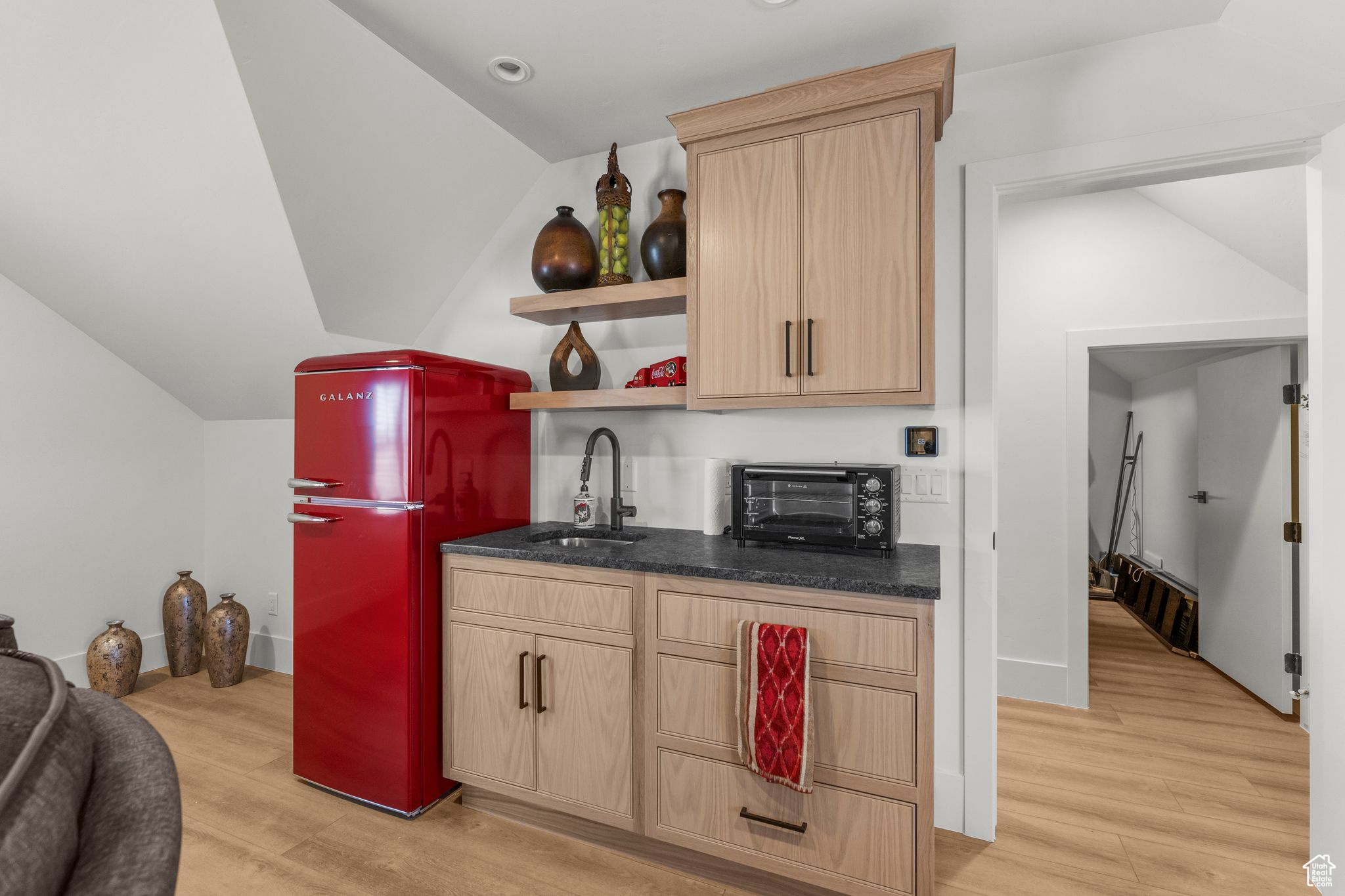 NORTH MEADOW - Residential