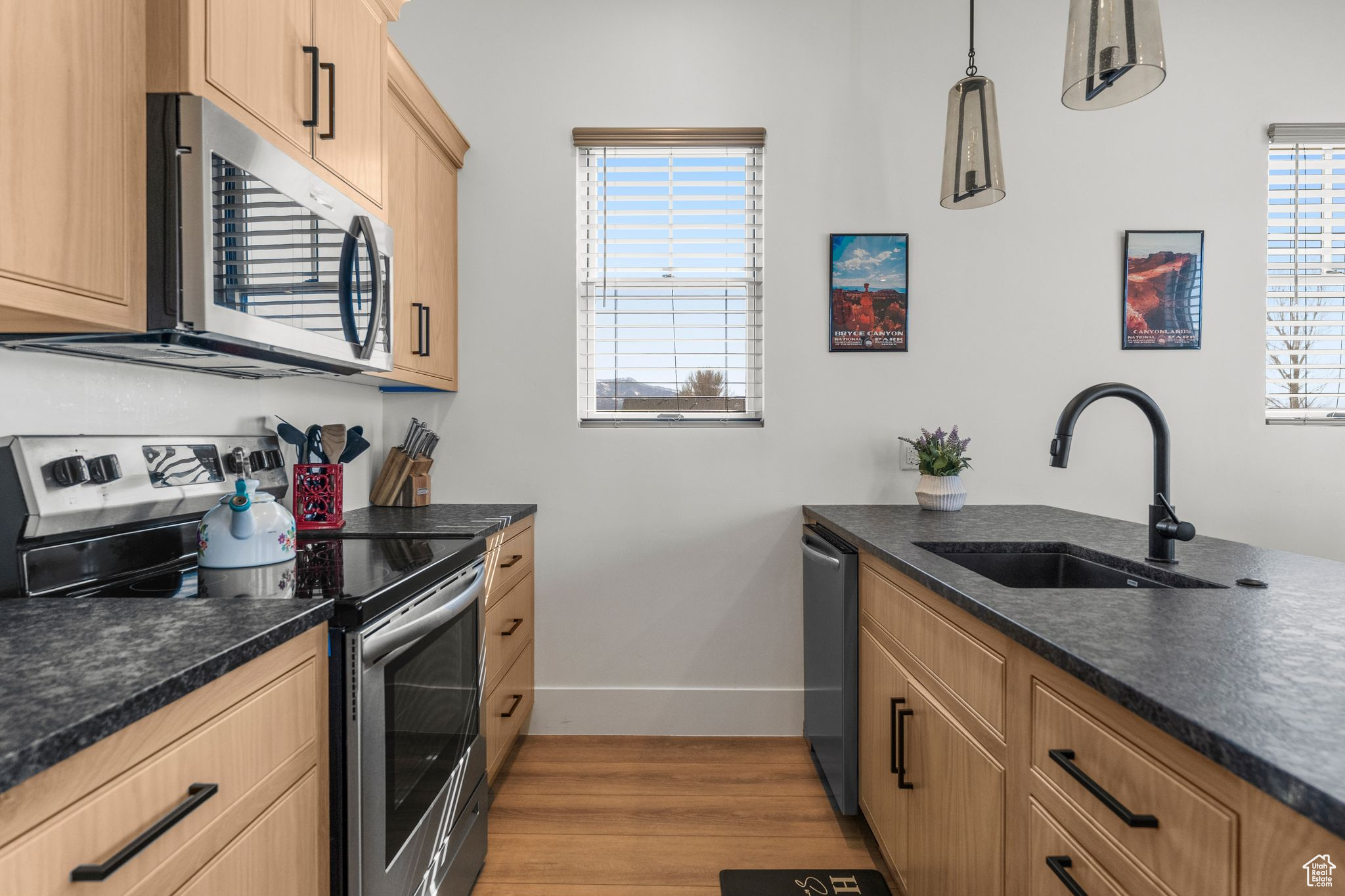 NORTH MEADOW - Residential