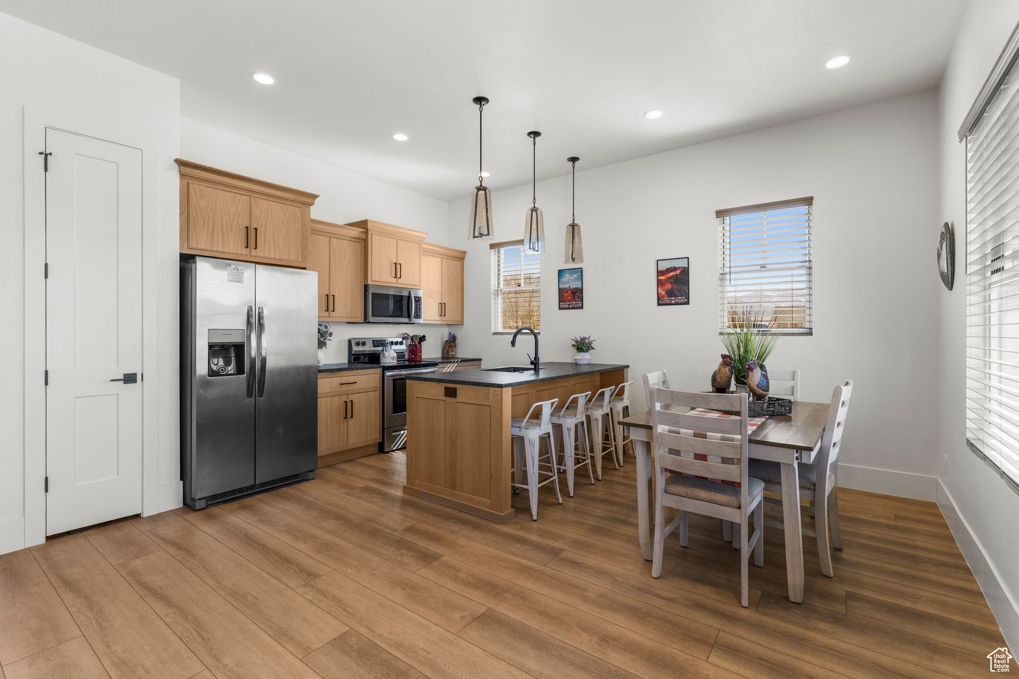 NORTH MEADOW - Residential