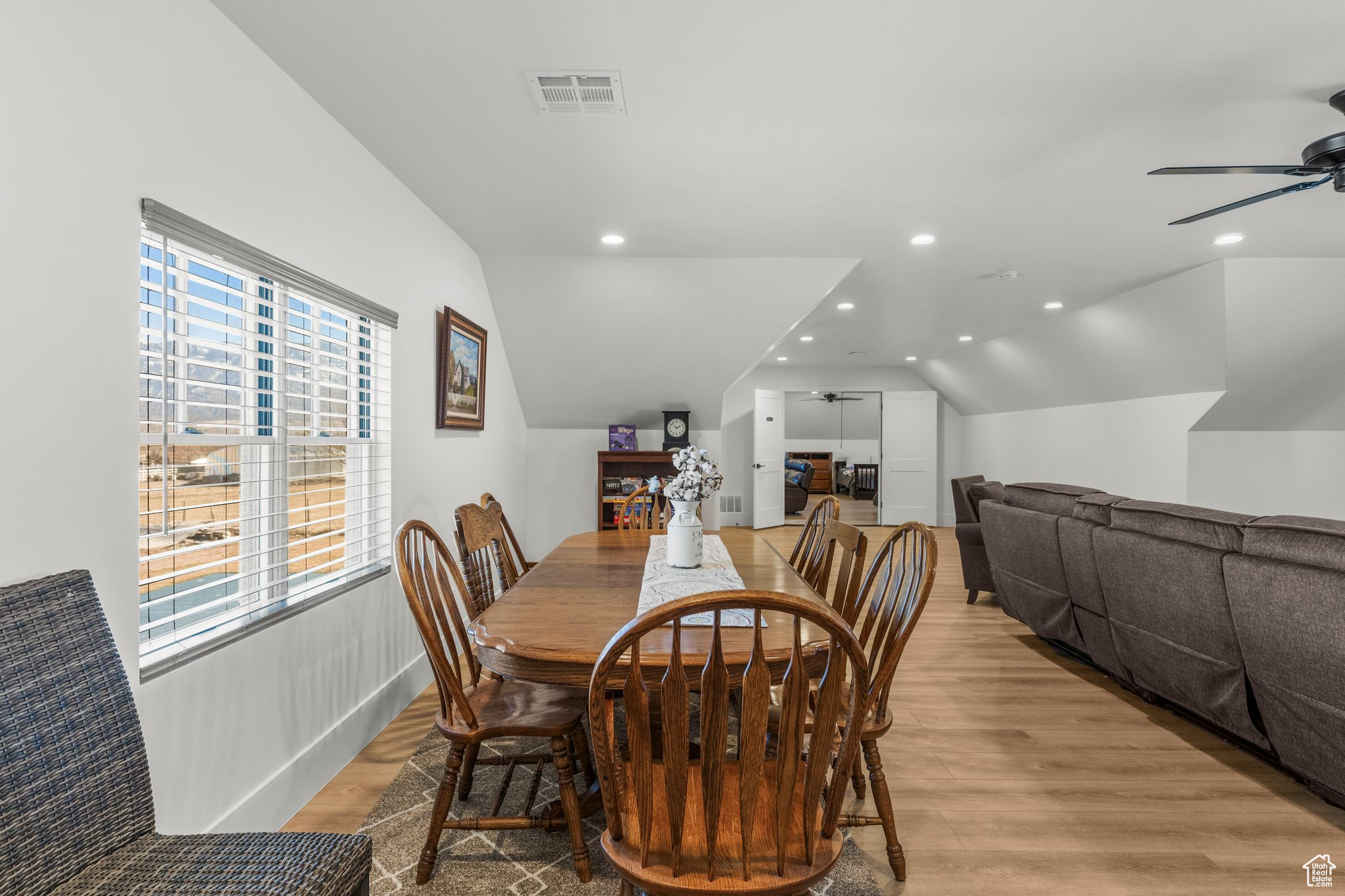 NORTH MEADOW - Residential