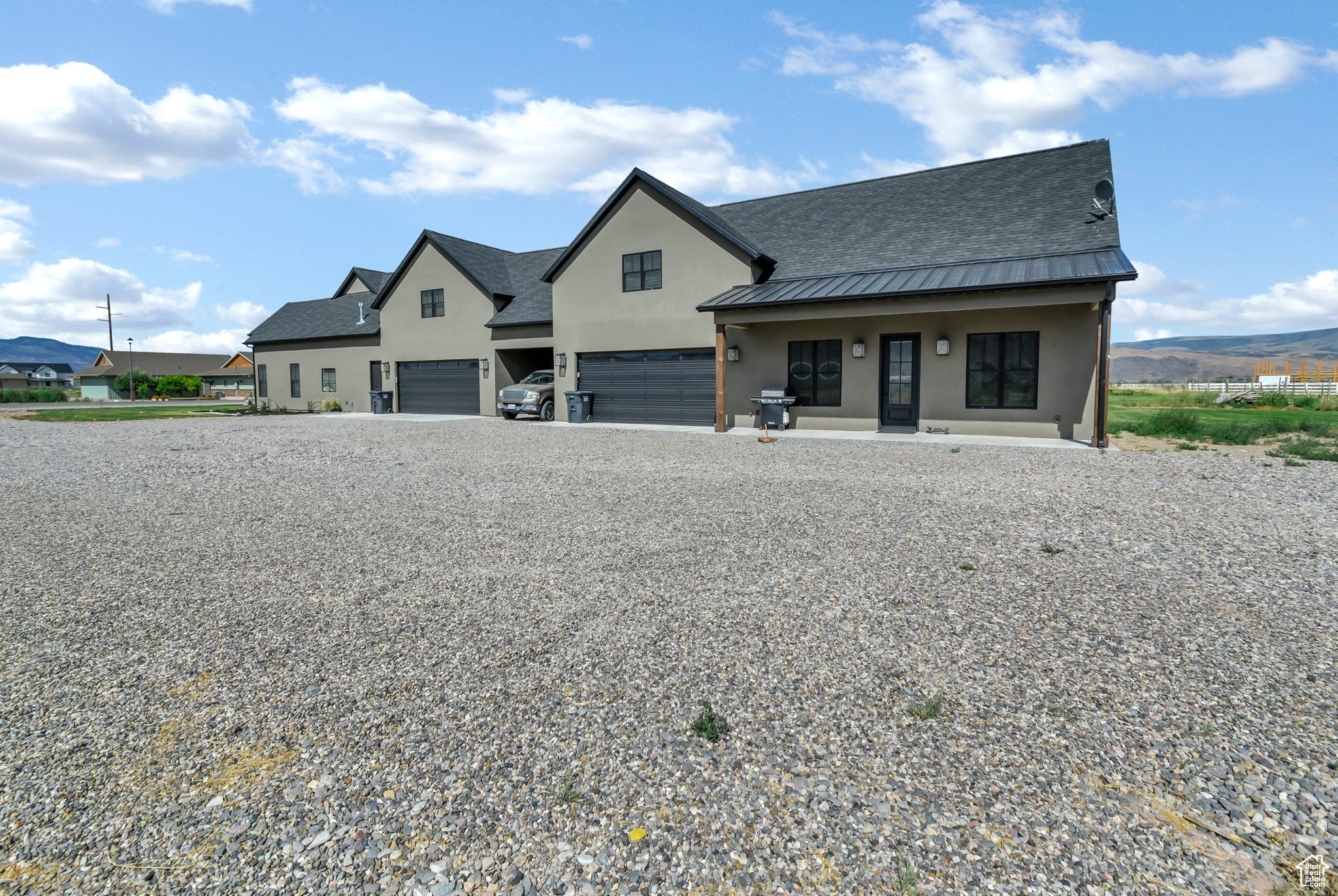 NORTH MEADOW - Residential