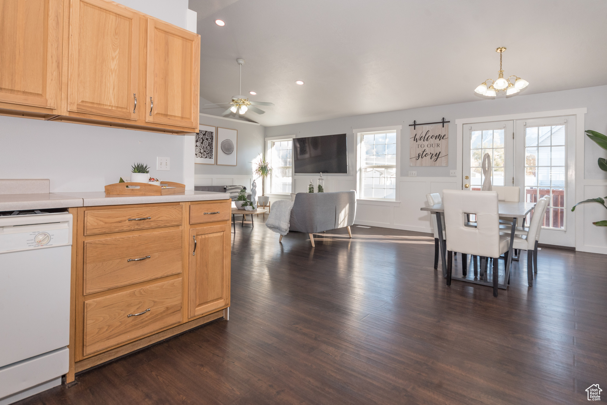 294 N Bluff St, Providence, Utah image 12