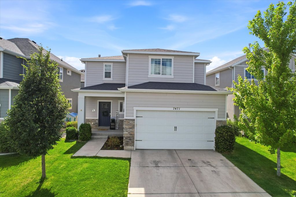 Photo of 7471 N HUTCH LN, Eagle Mountain, UT 84005 (MLS # 2170273)