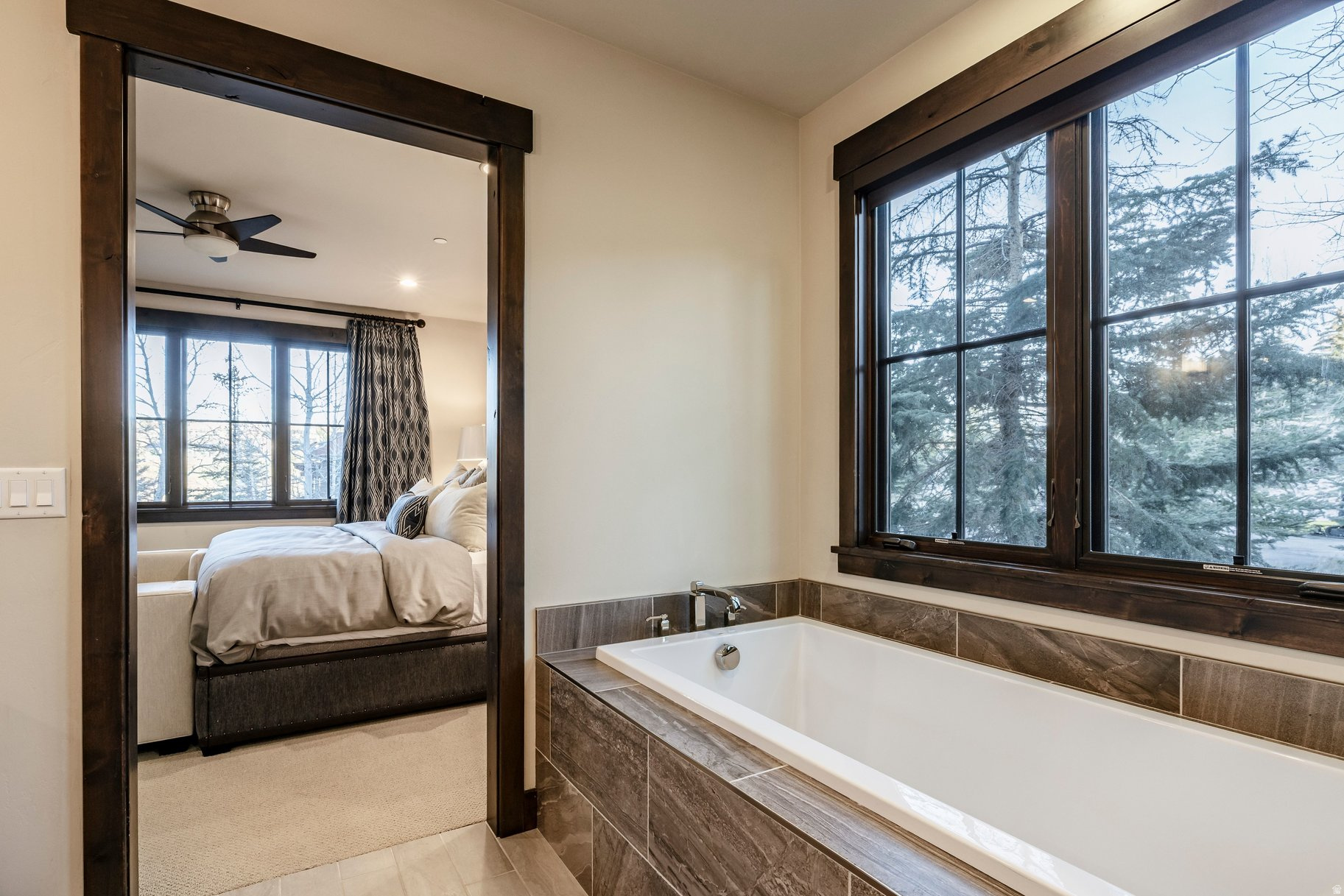 PROMONTORY - Residential