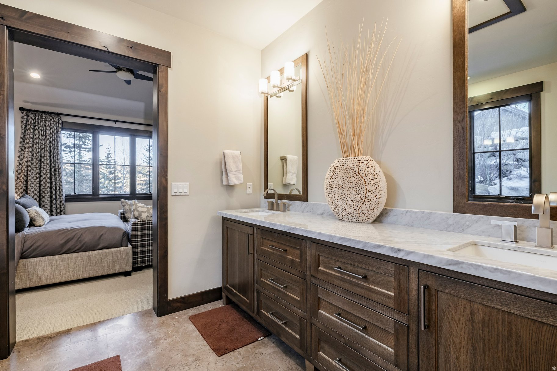 PROMONTORY - Residential