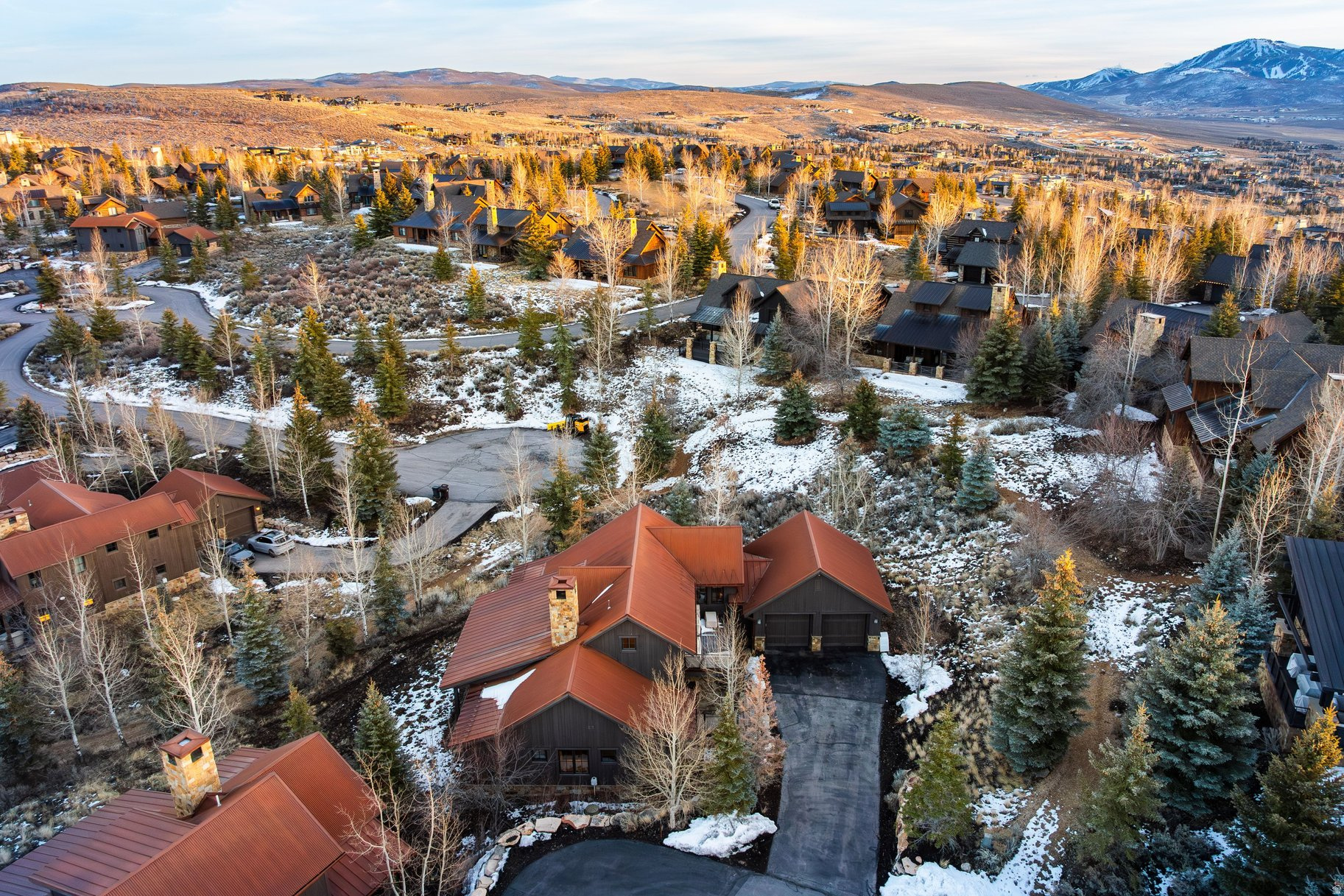 PROMONTORY - Residential