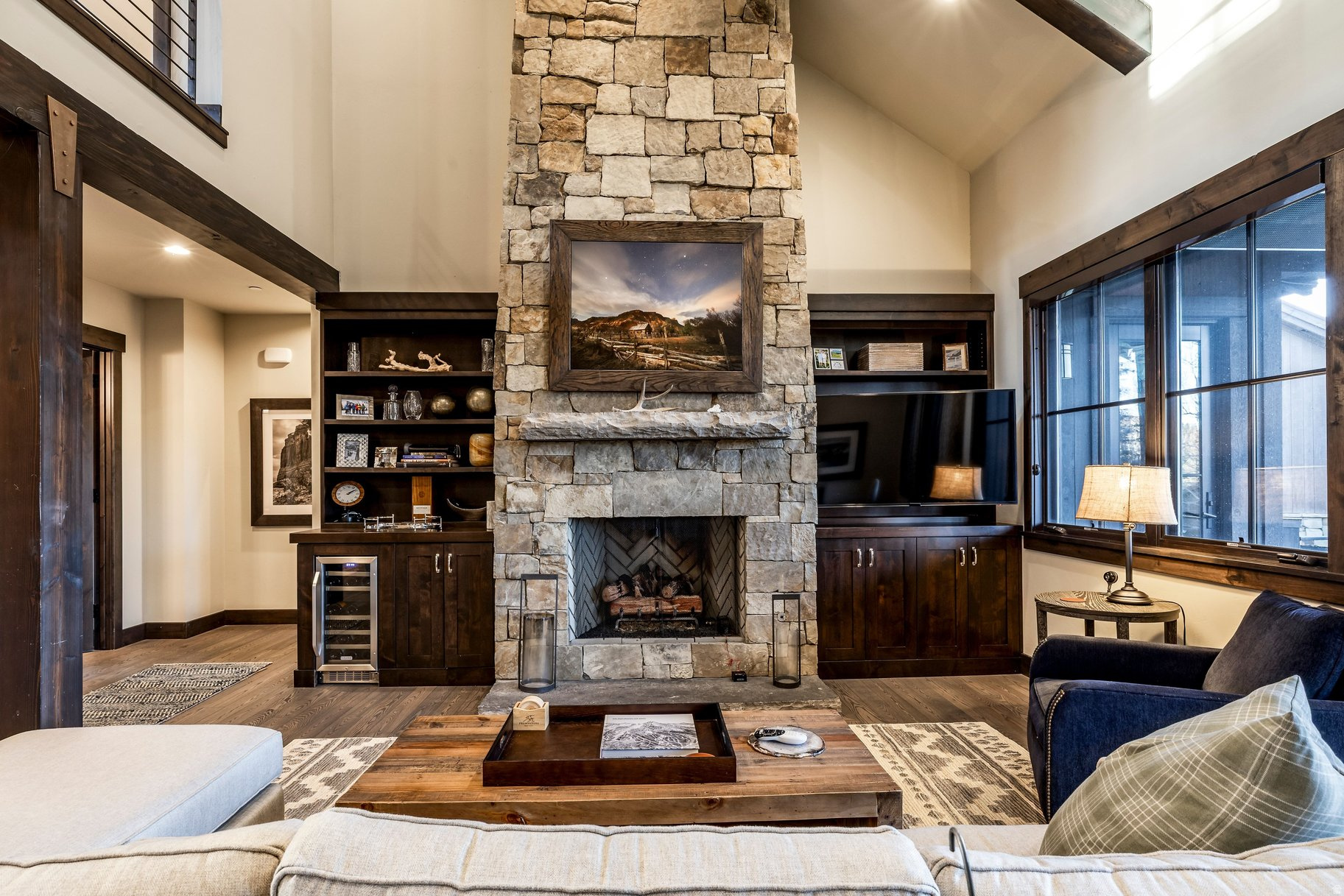 PROMONTORY - Residential