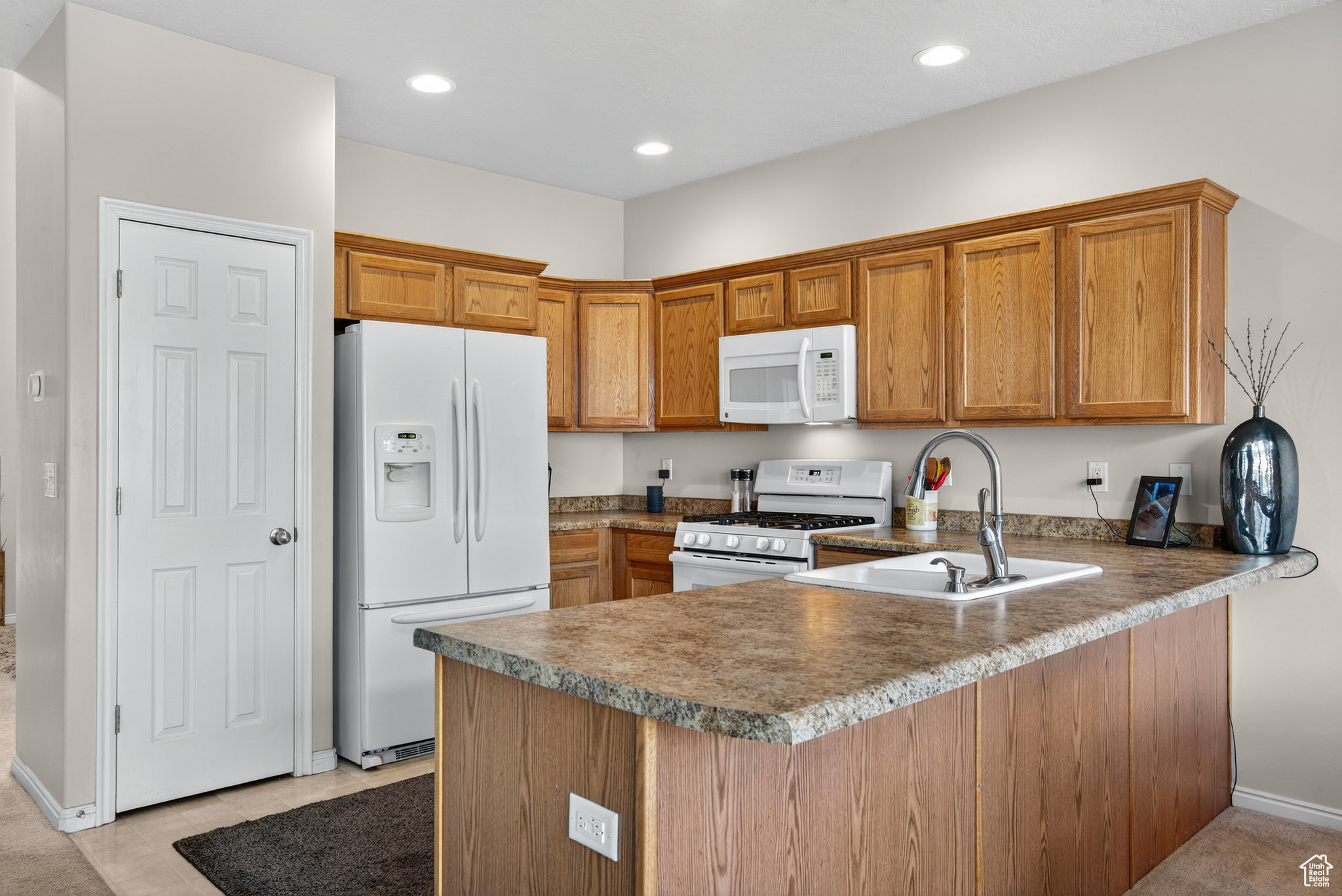 EAGLE CREST NO 1 AT SUNCREST - Residential