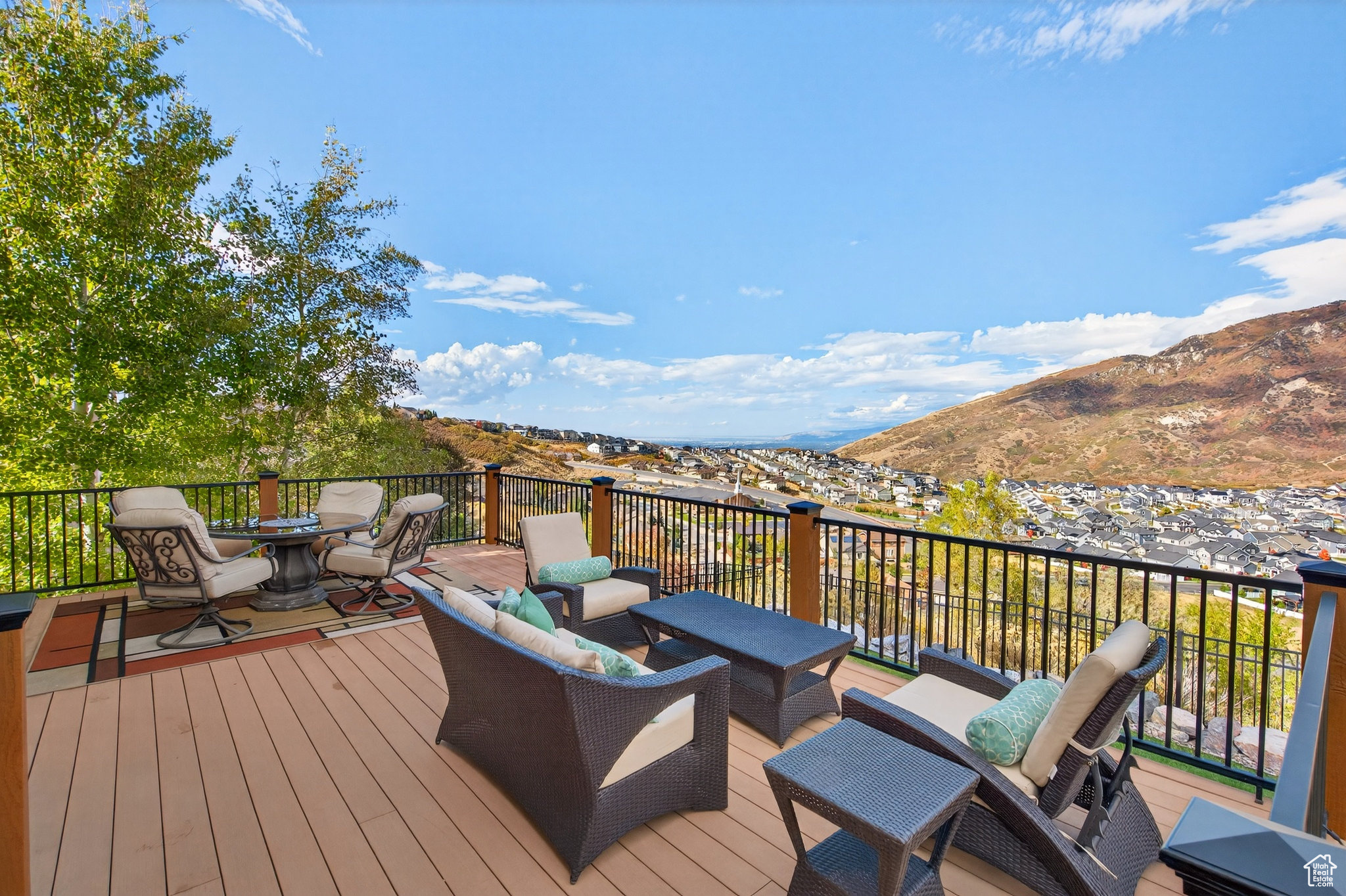 EAGLE CREST NO 1 AT SUNCREST - Residential